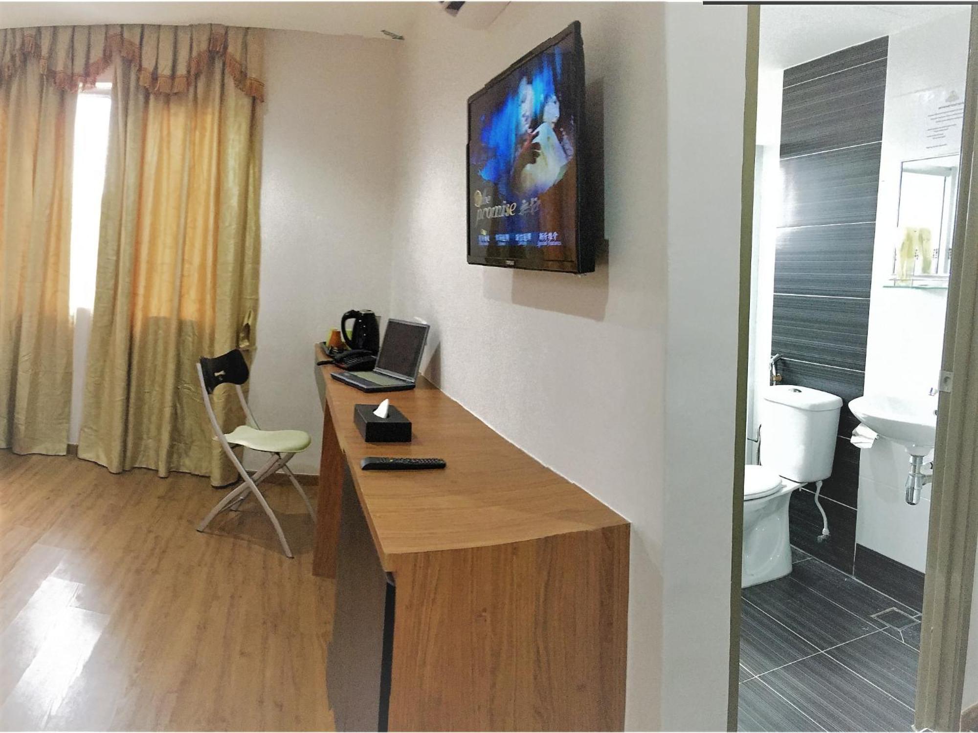 Royale Hotel Batu Gajah Ипох Стая снимка