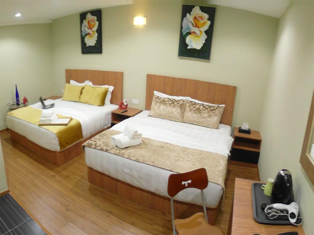 Royale Hotel Batu Gajah Ипох Екстериор снимка