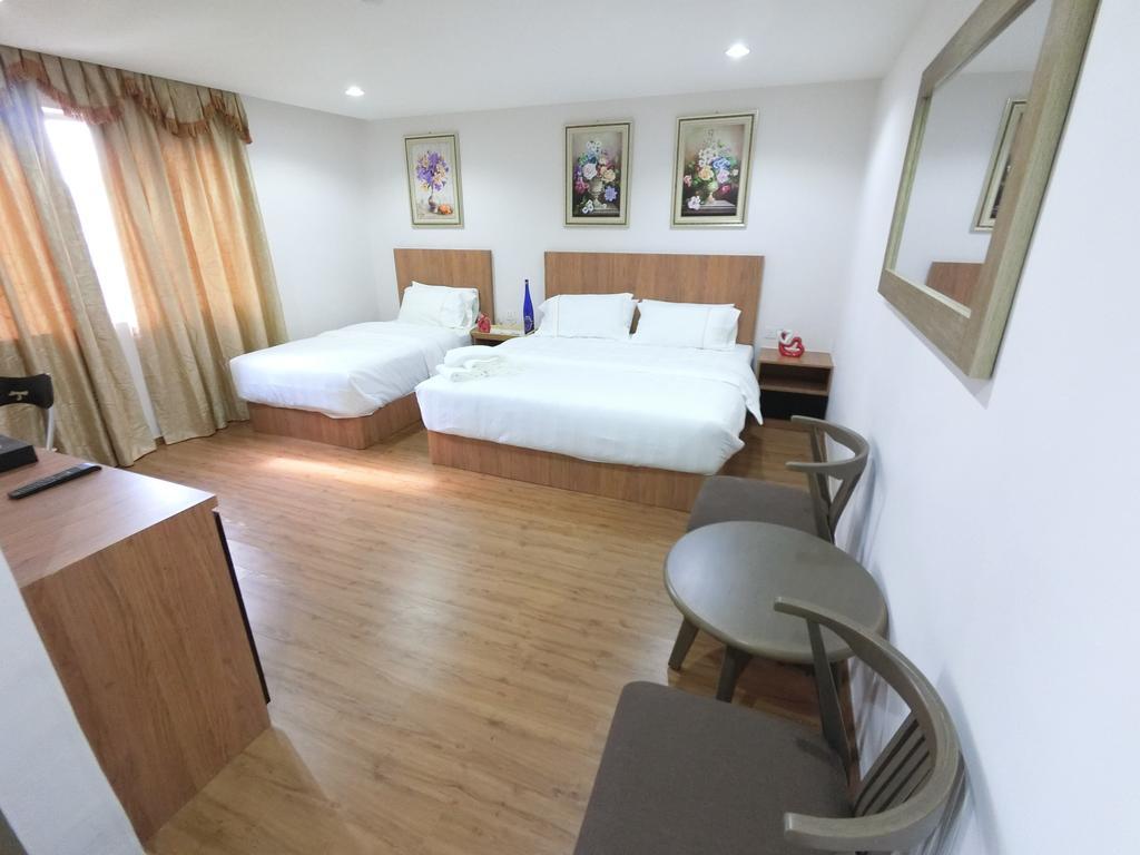 Royale Hotel Batu Gajah Ипох Екстериор снимка