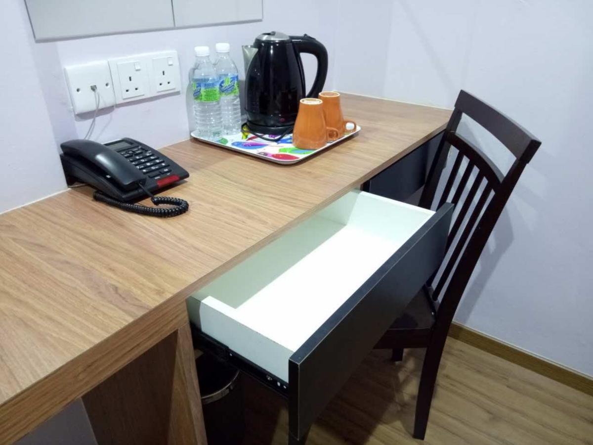 Royale Hotel Batu Gajah Ипох Стая снимка