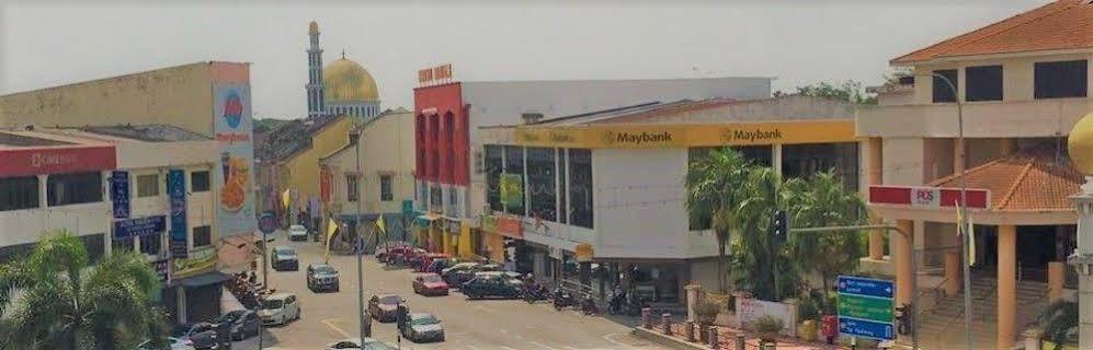 Royale Hotel Batu Gajah Ипох Екстериор снимка